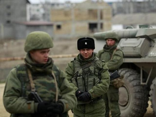 Неизвестные пытаются проникнуть на аэродром в Новофедоровке Неизвестные пытаются проникнуть на аэродром в Новофедоровке