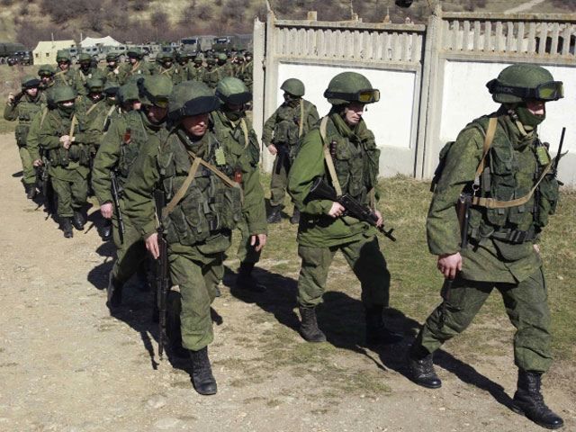 Российские солдаты выгнали из части в Черноморском украинских военных
