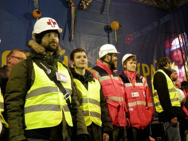 40 важкопоранених майданівців їдуть на лікування у Німеччину 40 важкопоранених майданівців їдуть на лікування у Німеччину