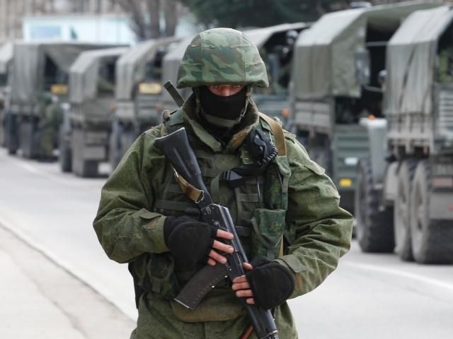 Головне за 10 березня: Конфлікт у Криму наростає. Добкін за гратами. Янукович знову говоритиме