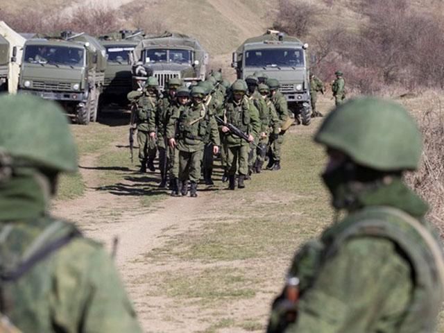 Часть в Черноморском контролирует более 200 российских военных