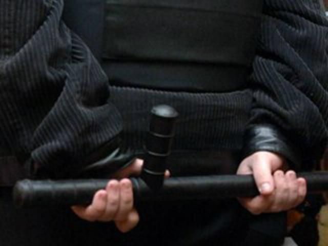 У Криму викрадачі били полонених активістів У Криму викрадачі били полонених активістів