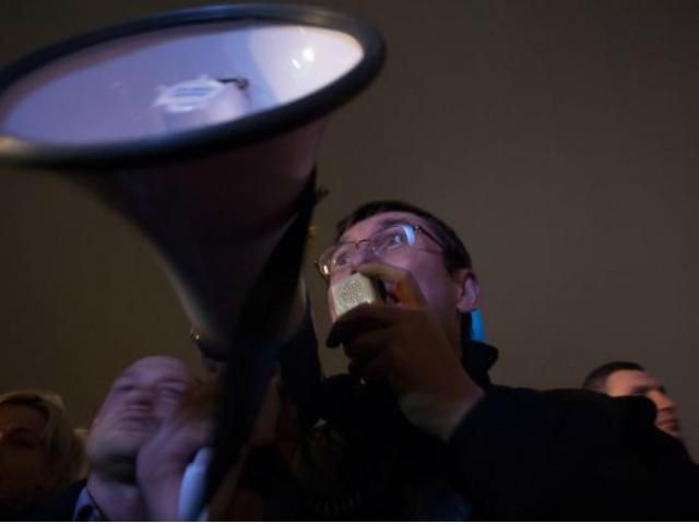 Я против отмены президентских выборов 25 мая, - Луценко Я против отмены президентских выборов 25 мая, - Луценко