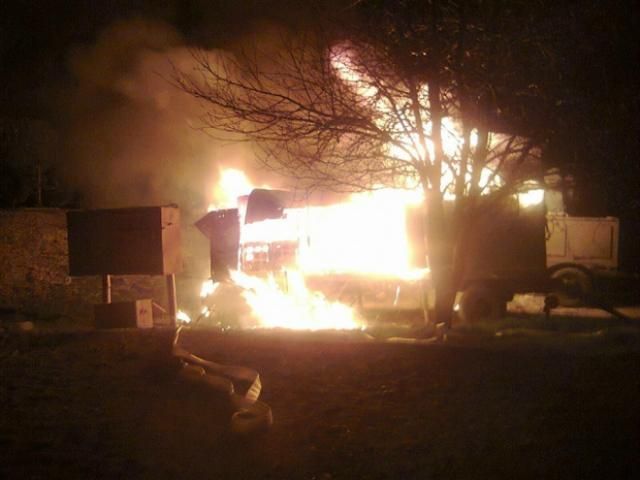 Удалось потушить пожар на аэродроме "Бельбек" Удалось потушить пожар на аэродроме "Бельбек"