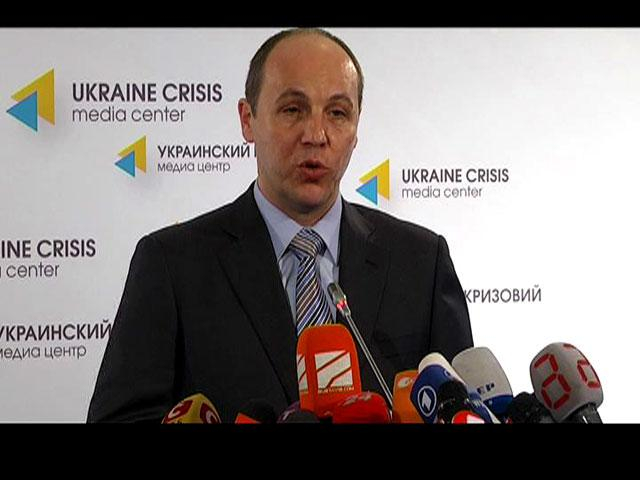 Рада нацбезпеки готує план “Б” на випадок відкритої агресії Росії Рада нацбезпеки готує план “Б” на випадок відкритої агресії Росії
