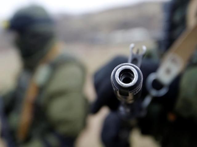 Солдати РФ захопили пост радіотехнічної розвідки в Криму Солдати РФ захопили пост радіотехнічної розвідки в Криму