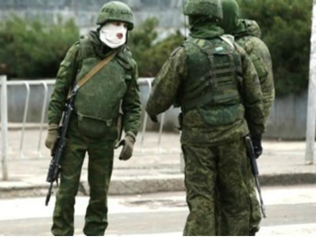 Російські БТР блокують батальйон морської піхоти у Керчі  