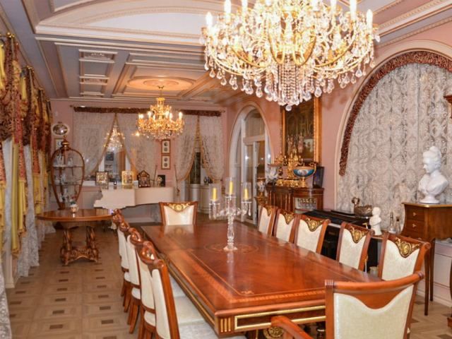 Через розкрадання майна Пшонки відкрили кримінальне провадження Через розкрадання майна Пшонки відкрили кримінальне провадження