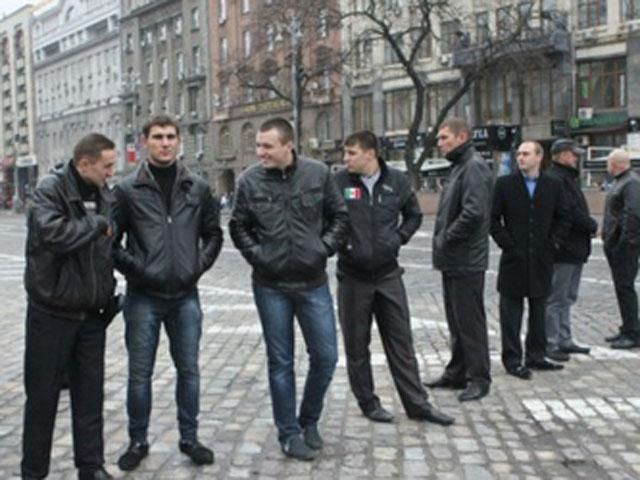 ГПУ встановила особи “тітушок” і тих, хто їх наймав ГПУ встановила особи “тітушок” і тих, хто їх наймав