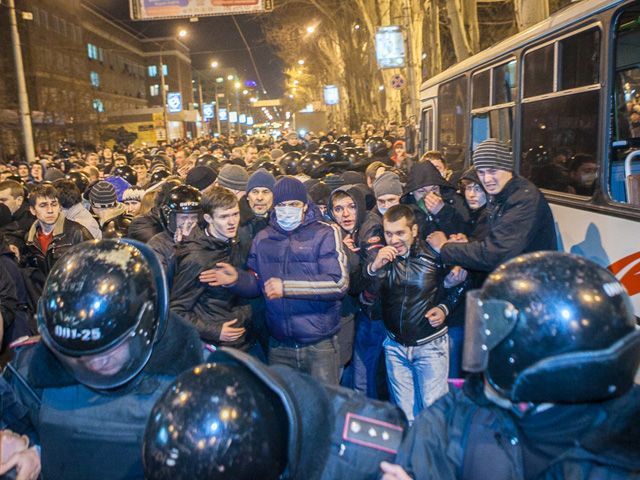 Один из погибших во время столкновений в Донецке - свободовец Один из погибших во время столкновений в Донецке - свободовец