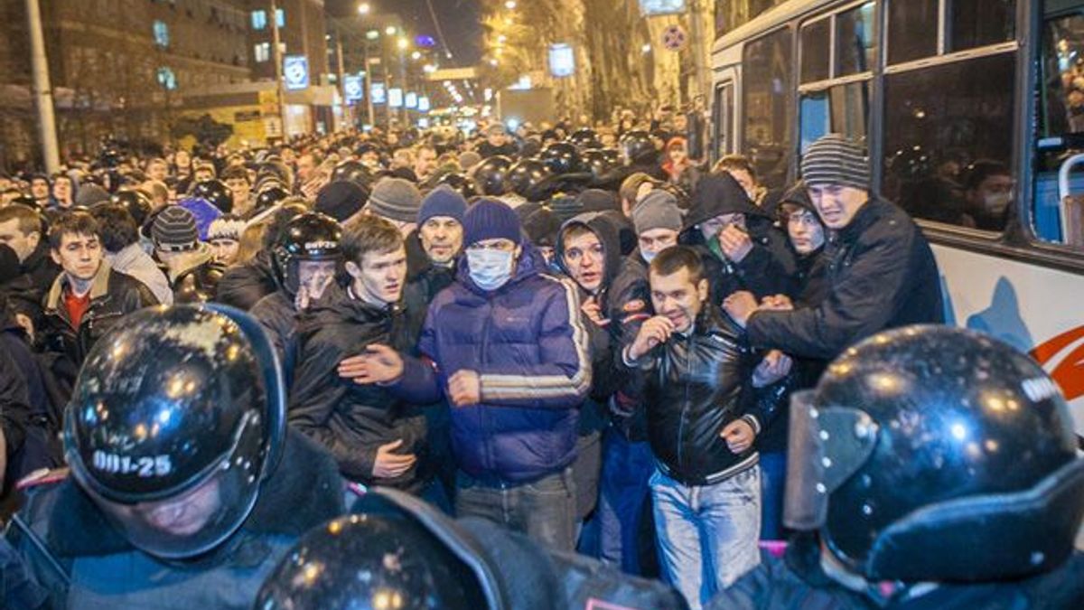 Один из погибших во время столкновений в Донецке - свободовец Один из погибших во время столкновений в Донецке - свободовец
