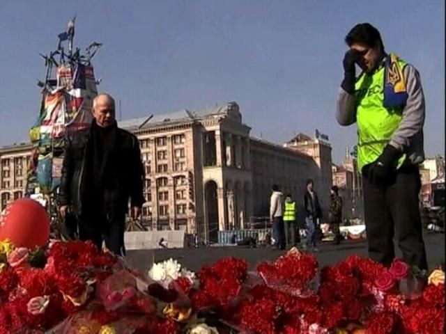 Иностранцы с украинскими корнями возвращаются в Киев, чтобы помочь Майдану Иностранцы с украинскими корнями возвращаются в Киев, чтобы помочь Майдану