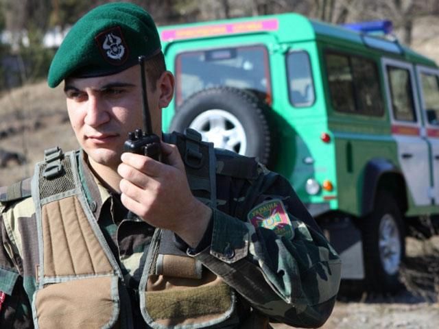 Кордон України незаконно намагалися перетнути чеченець та журналіст із Росії Кордон України незаконно намагалися перетнути чеченець та журналіст із Росії