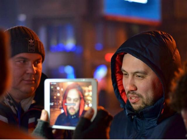 Викрадачі кажуть, що відпустять автомайданівців після референдуму Викрадачі кажуть, що відпустять автомайданівців після референдуму