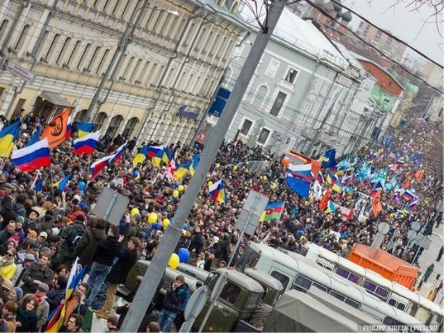 На мітингу у Москві уже затримали кількох активістів 