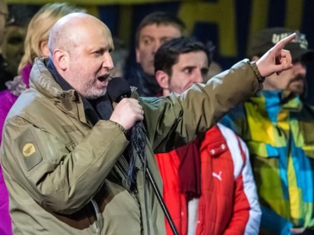 Турчинов призвал крымчан бойкотировать референдум