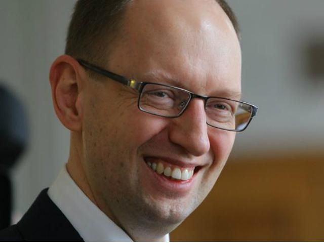 Яценюк собирает чиновников на заседание Яценюк собирает чиновников на заседание