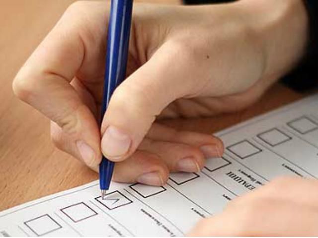 У Криму відкриті усі дільниці для голосування на референдумі У Криму відкриті усі дільниці для голосування на референдумі