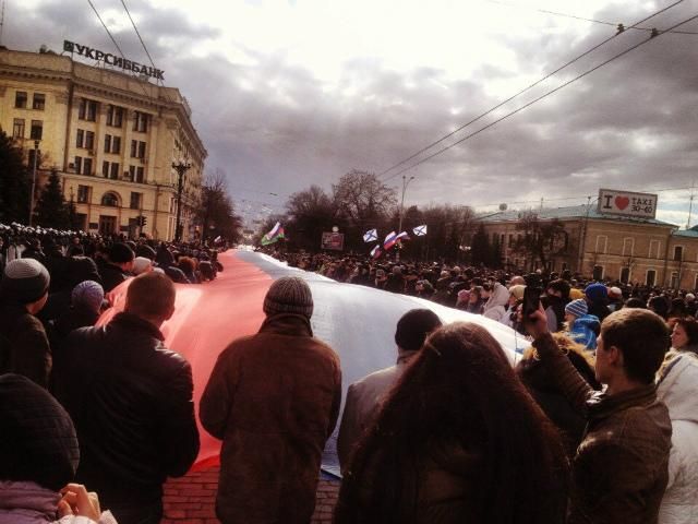 В центре Харькова - "вече-референдум"