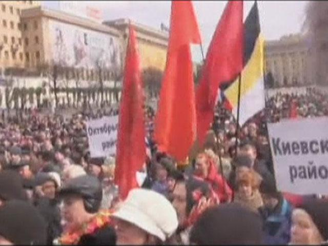 Сепаратистський Харків: Підпалена "Просвіта", віче-референдум та проросійські хулігани