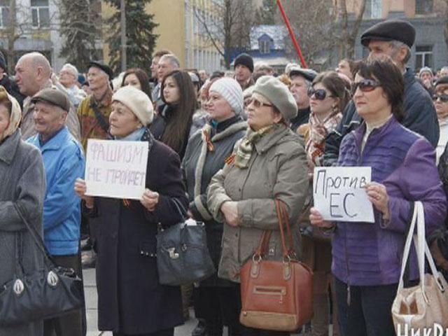 В Николаеве провели "референдум" за федерализации