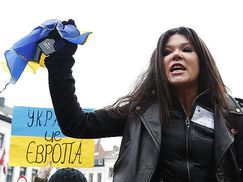 Путин, как политик, сегодня умер для всего цивилизованного мира, - Руслана (Видео)