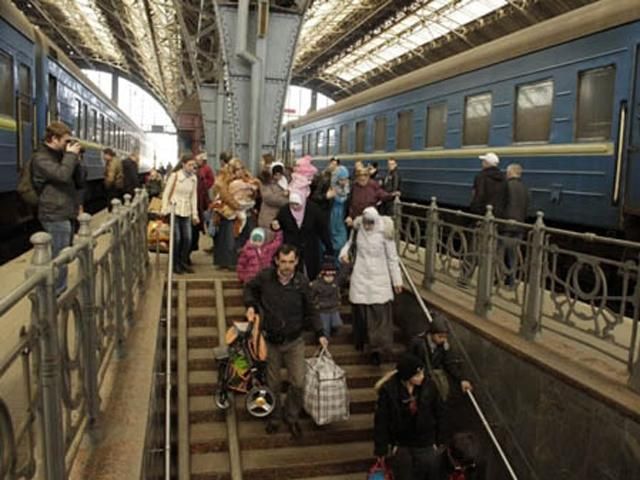 Майже 800 кримчан і жителів південно-східних областей переїхали на Львівщину Майже 800 кримчан і жителів південно-східних областей переїхали на Львівщину