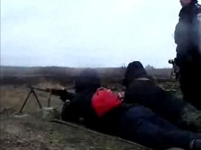 В Новых Петровцах 500 активистов самообороны проходят боевую выучку