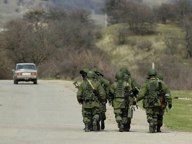 У Сімферополі окупанти вриваються у квартири українських військових, — Тимчук У Сімферополі окупанти вриваються у квартири українських військових, — Тимчук