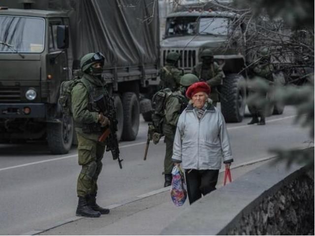 У Кабміні готовий план евакуації українських громадян з Криму 