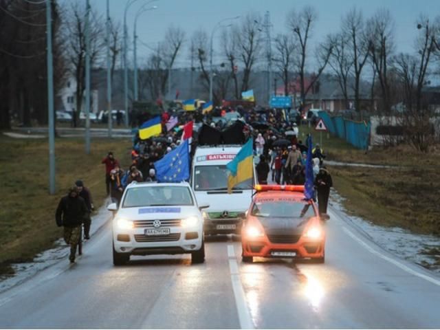 Автомайдан требует расследовать похищение активистов в Крыму Автомайдан требует расследовать похищение активистов в Крыму