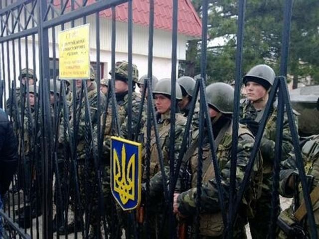 На материковій частині України готові 25 тисяч місць для переселення військових і їх сімей з АРК