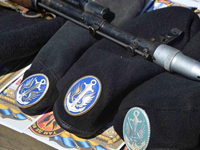 Раду пікетують ветерани морської піхоти Раду пікетують ветерани морської піхоти