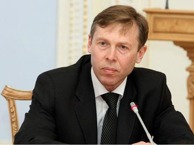Україна введе спецрежим тарифів на "комуналку" для Криму, — Соболєв 