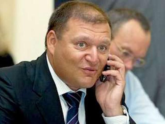 Суд залишив Добкіна під домашнім арештом