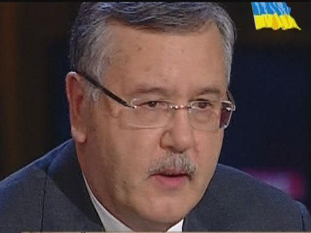 Є дві опції – захищати країну або здати її, – Гриценко