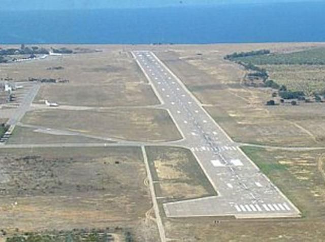 На “Бельбеку” — російська бронетехніка, готується штурм На “Бельбеку” — російська бронетехніка, готується штурм