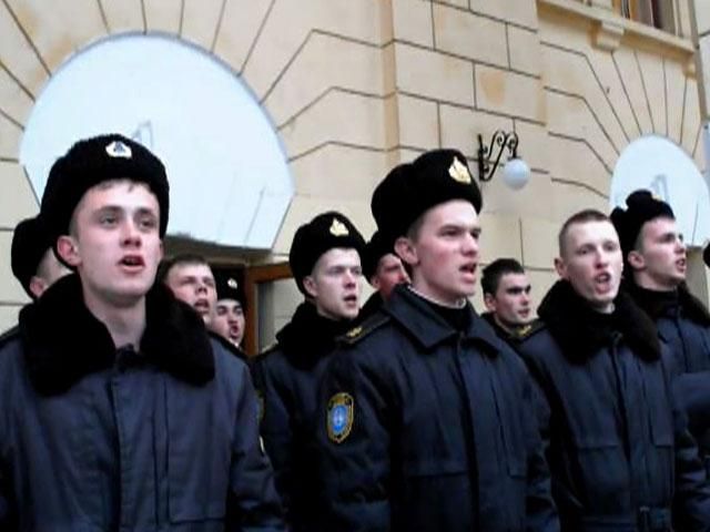 Часть курсантов в Севастополе отказалась переходить под флаг России