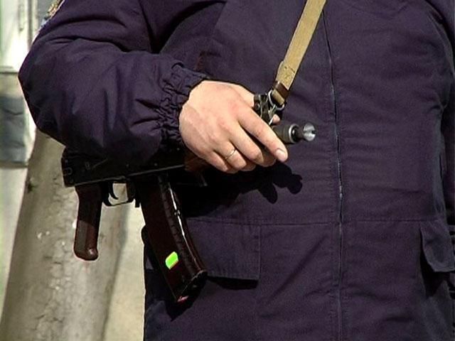 На въездах в Черновицкую область разместили вооруженные блок-посты На въездах в Черновицкую область разместили вооруженные блок-посты