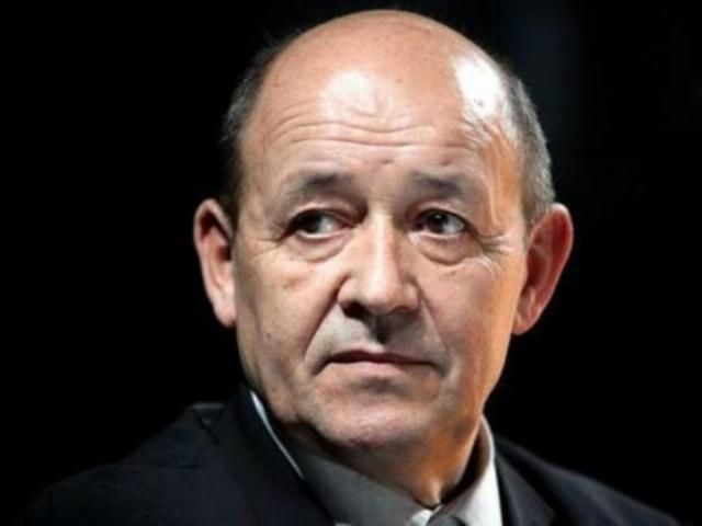 Франція призупиняє військову співпрацю з Росією Франція призупиняє військову співпрацю з Росією