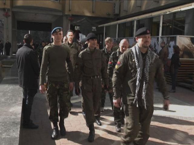 "Правий сектор" зібрався на закритому з'їзді "Правий сектор" зібрався на закритому з'їзді