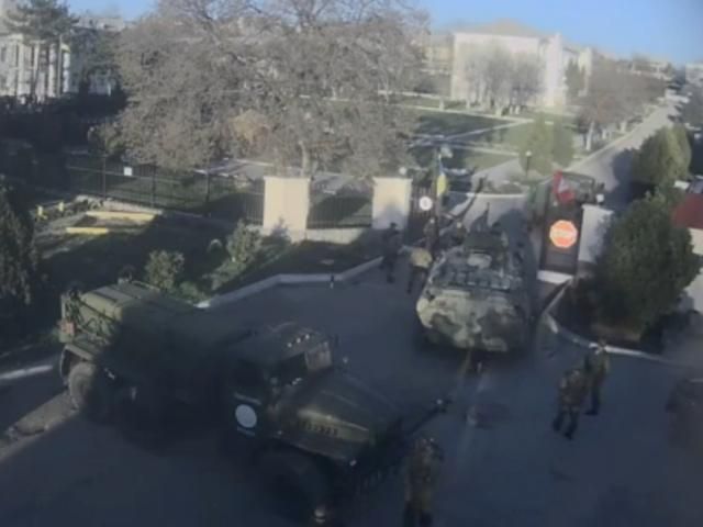 Військова частина у Бельбеку захоплена