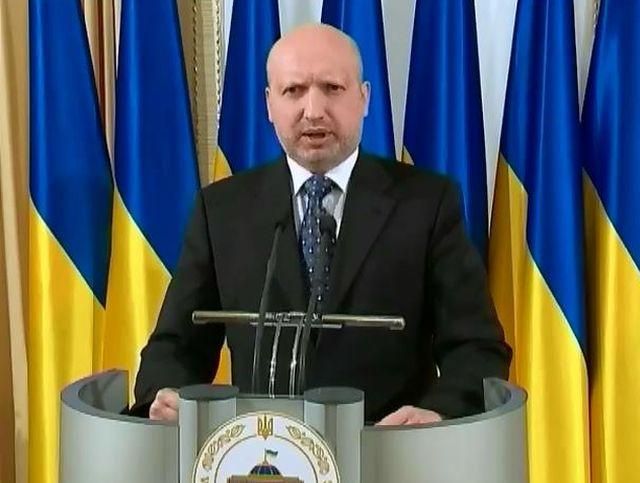 Турчинов просит у стратегических партнеров реальной военно-технической поддержки Турчинов просит у стратегических партнеров реальной военно-технической поддержки