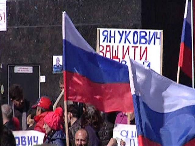 Хроника 22 марта: оккупация в/ч ВСУ в Крыму продолжается, митинг в поддержку Януковича