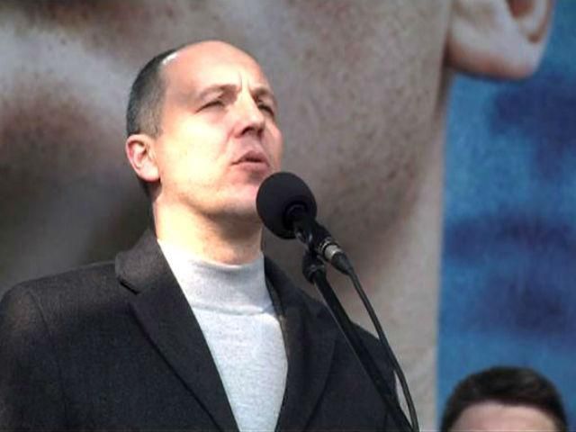 Російські війська набагато краще озброєні, ніж українські, — Парубій Російські війська набагато краще озброєні, ніж українські, — Парубій