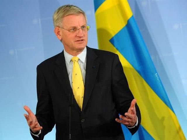 Більдт вважає, що Україна поверне Крим, якщо світ допоможе їй відновитися