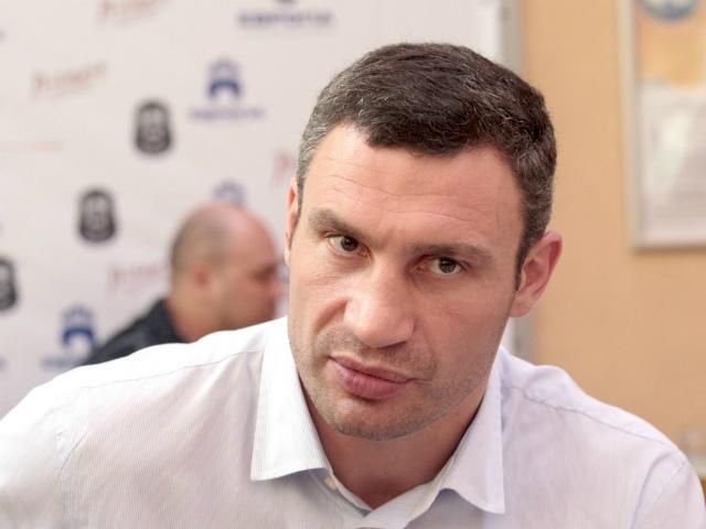 Кличко пропонує запросити на засідання РНБО Кравчука, Кучму та Горбуліна Кличко пропонує запросити на засідання РНБО Кравчука, Кучму та Горбуліна