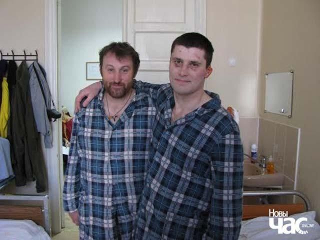 Крымским пленным отрезали уши, простреливали ноги и били током (Фото) Крымским пленным отрезали уши, простреливали ноги и били током (Фото)