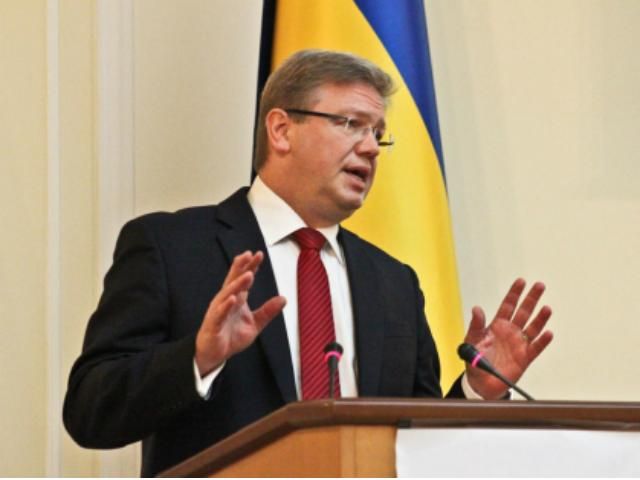 Во вторник Фюле посетит Украину Во вторник Фюле посетит Украину