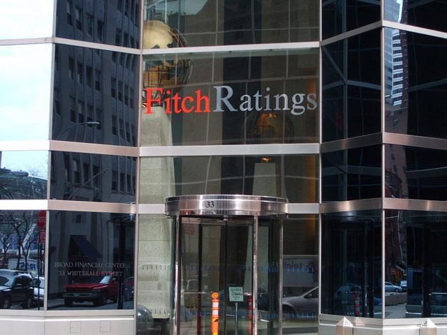 Fitch понизило рейтинги 15-ти банков и 9-ти компаний России